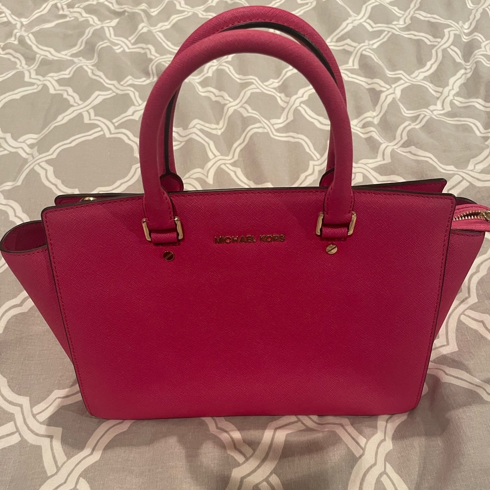 Michael Kors Selma handbag